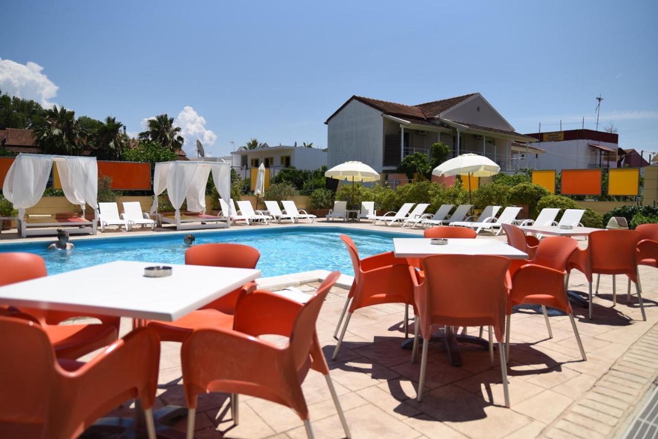 Kavos Central Hotel *
