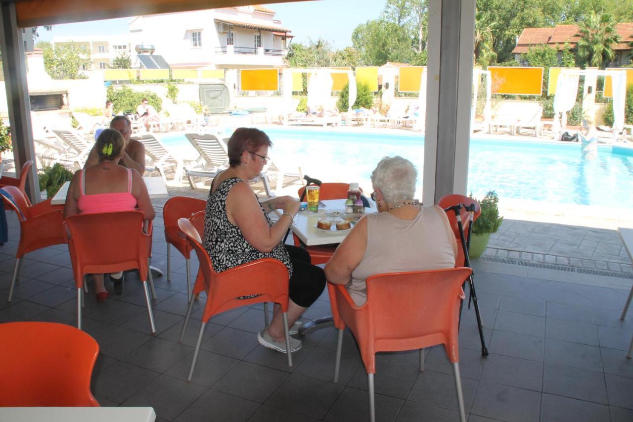 Kavos Central Kávos
